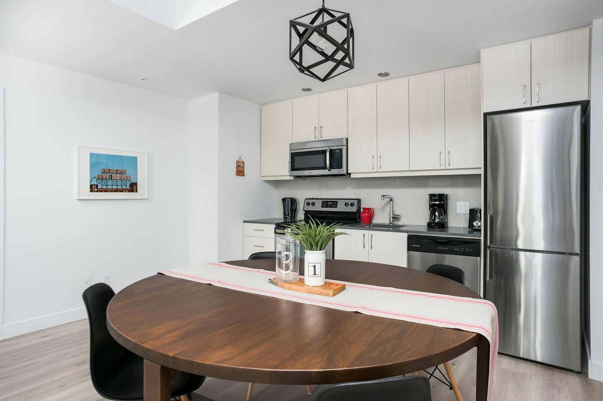 Vibrant 2Br In Old Montreal By Sonder Apartment ภายนอก รูปภาพ